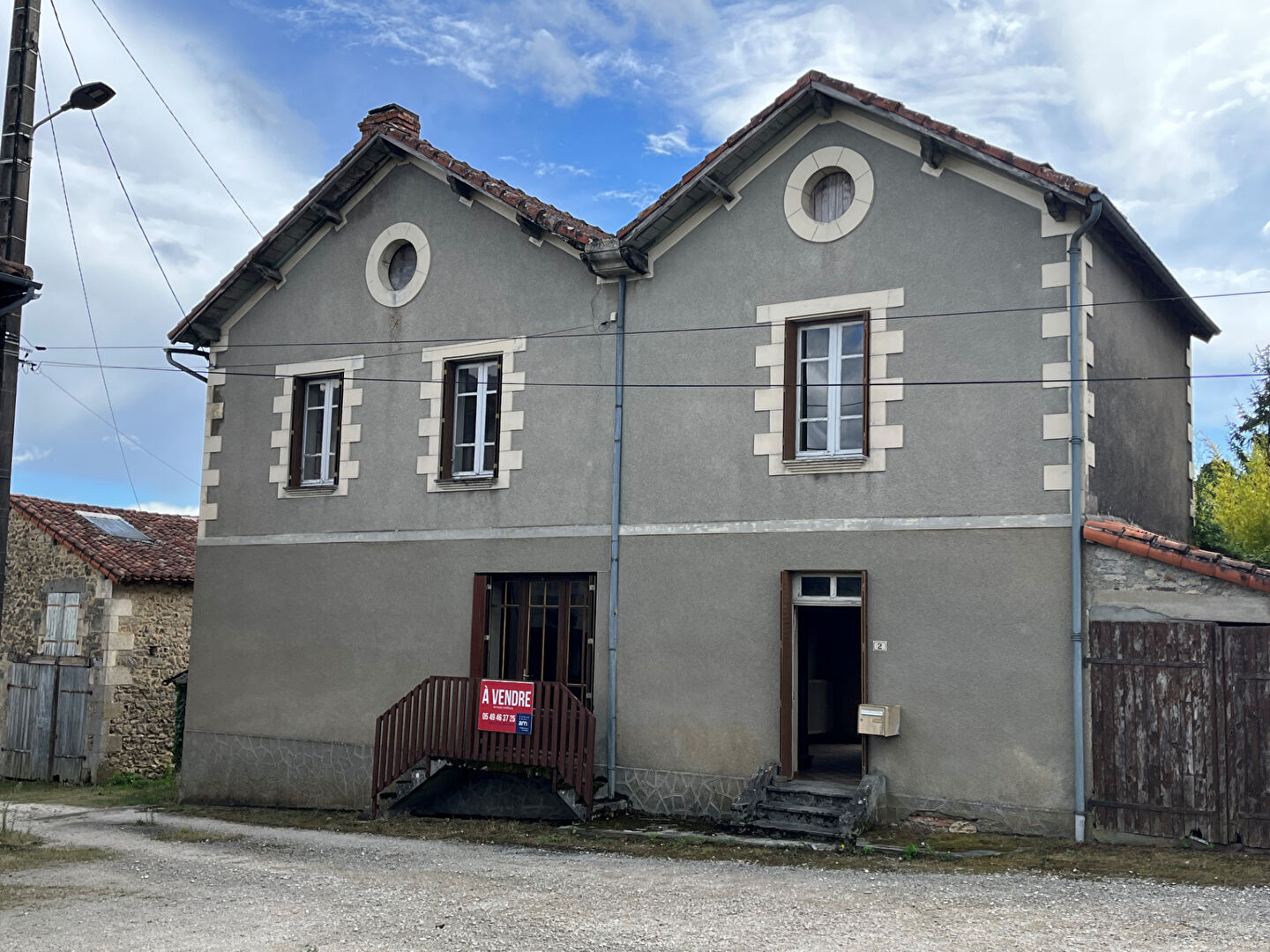 MAISON DE VILLAGE