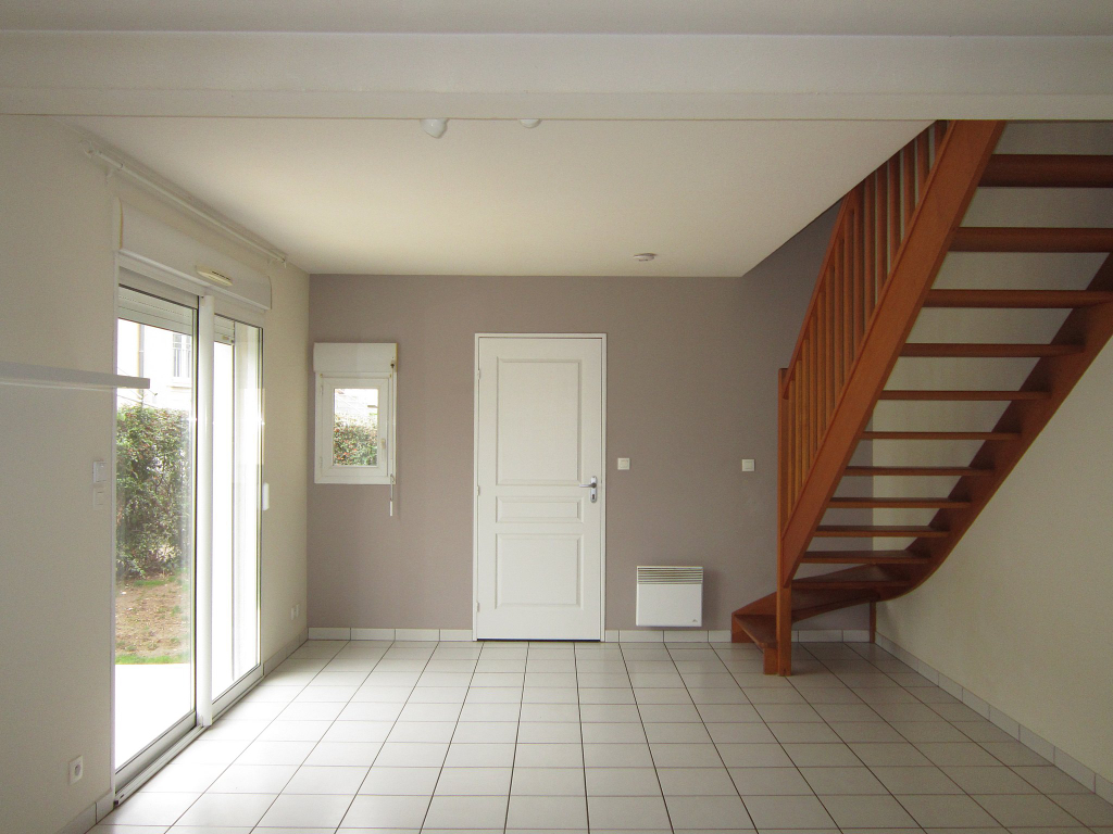 Agence immobilière de AGENCE AMI CHAUVIGNY