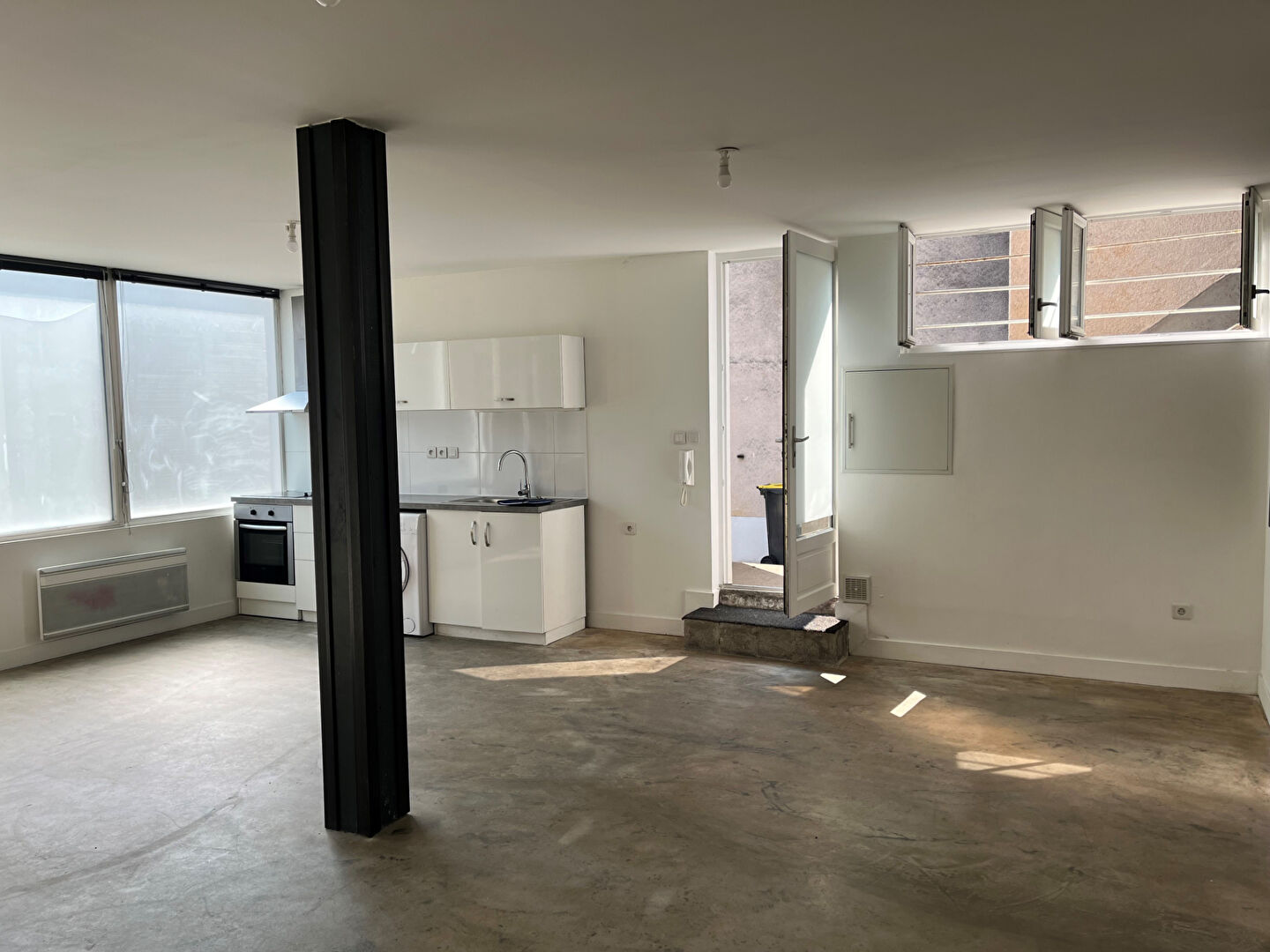 Photo Appartement POITIERS 65 m² axe CENTRE VILLE / FACS image 2/5