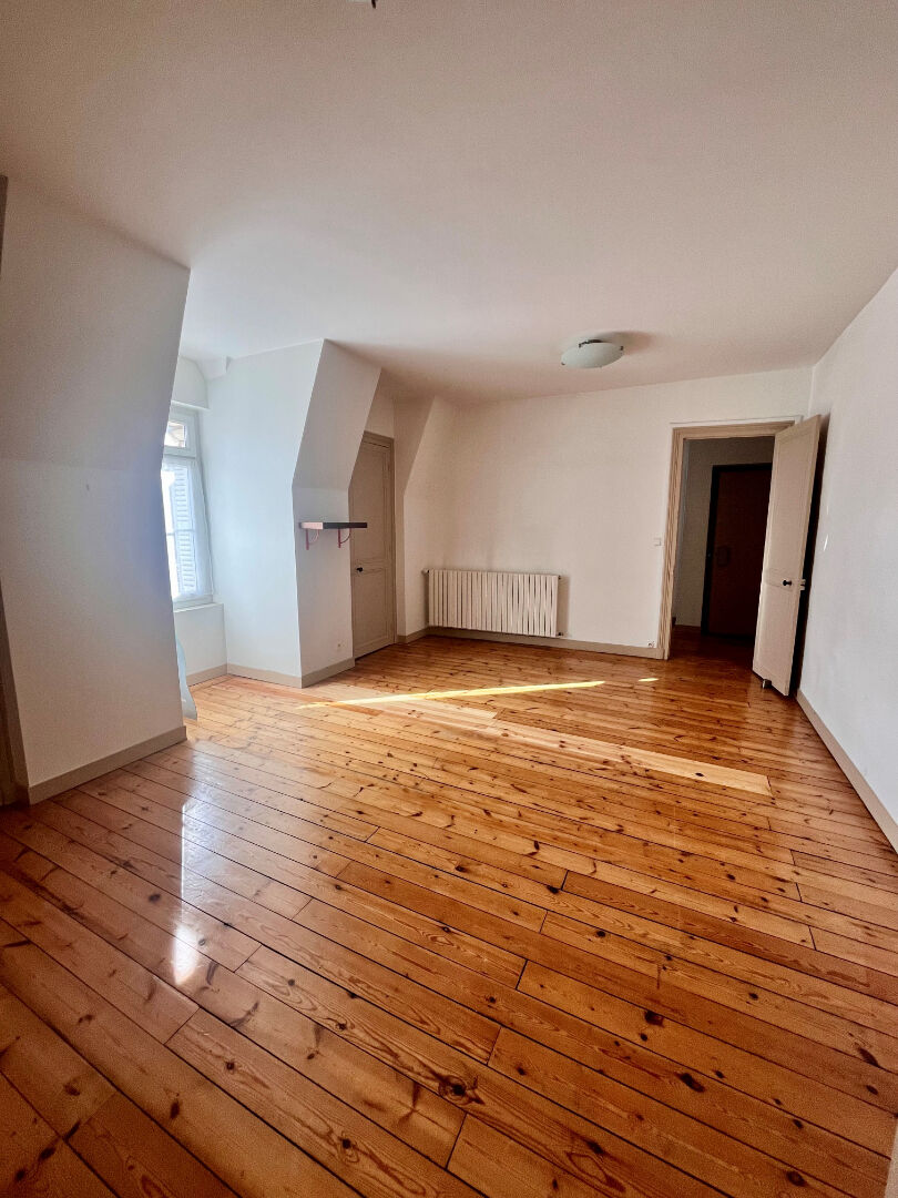 Agence immobilière de AGENCE AMI POITIERS