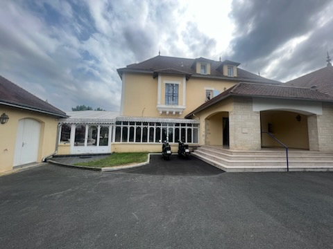 Photo Appart  BUXEROLLES 164 m2avec jardin d'hiver de 160 m² image 6/6