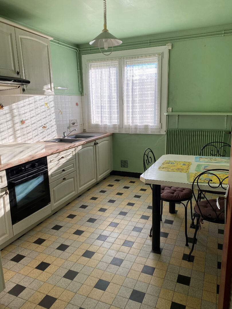 Photo maison type 6  ( possibilité de faire 2 appartements) image 5/5