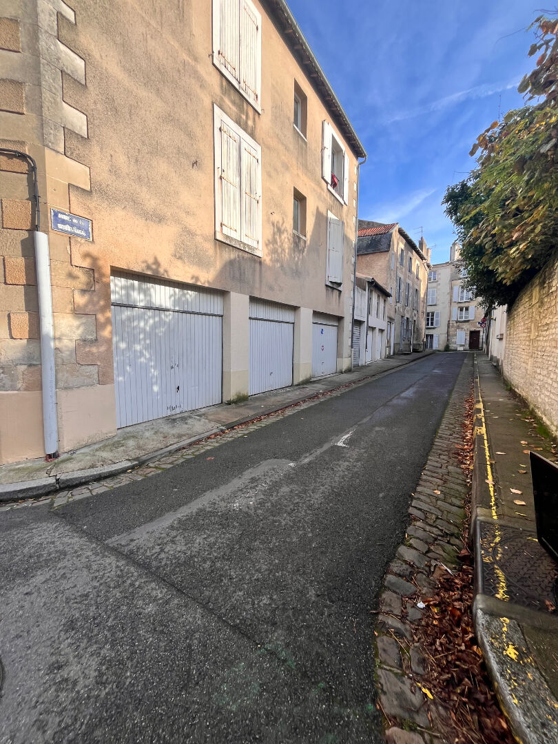 Agence immobilière de AGENCE AMI POITIERS