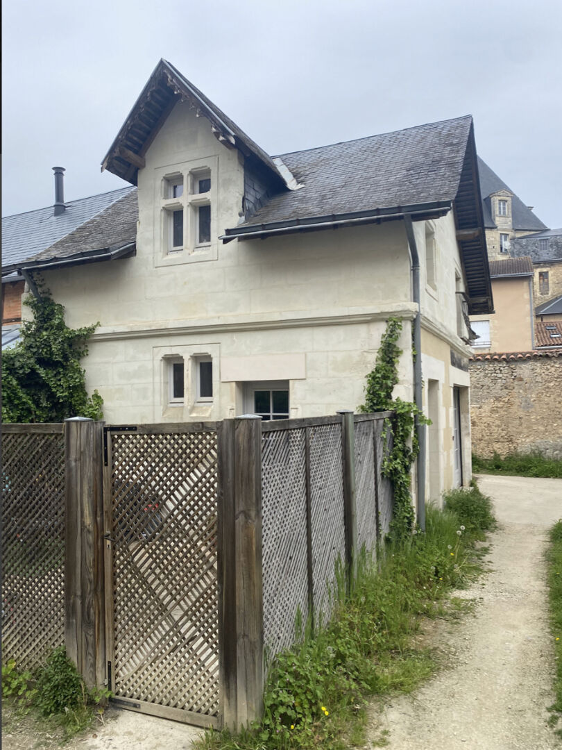 maison de type 3 centre ville jardin et parking