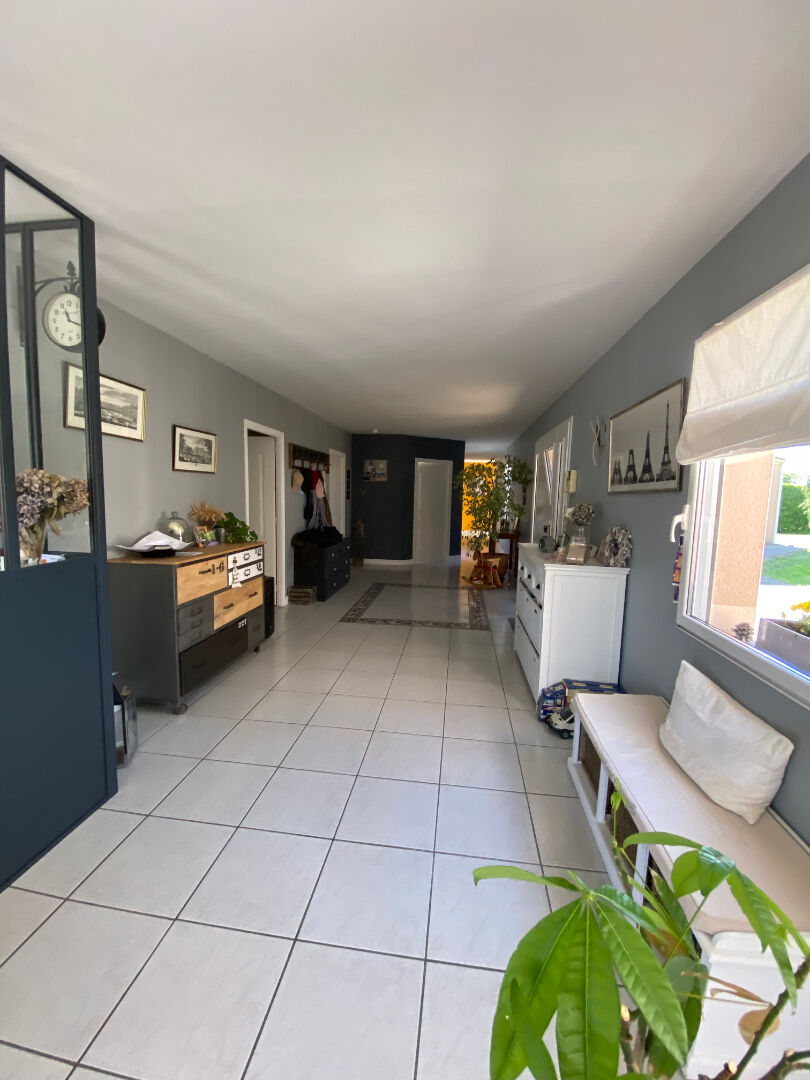 Photo Maison Cherveux 6 pièces 225 m2 image 6/6