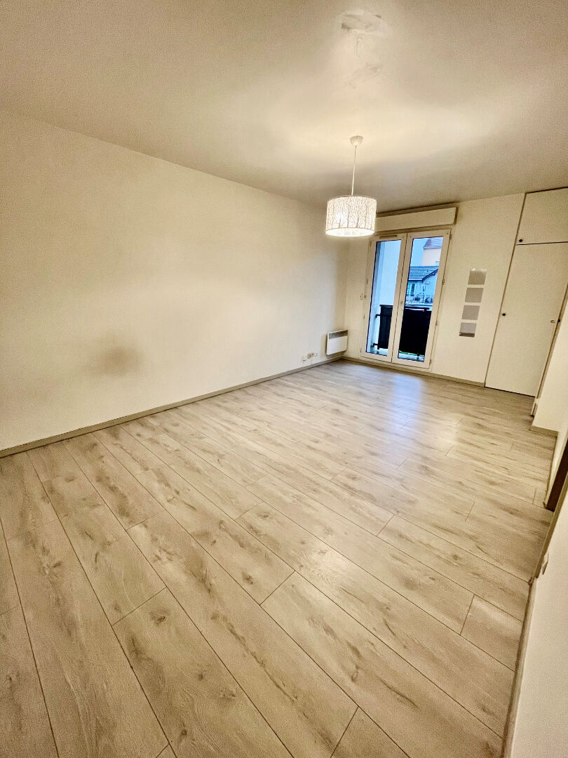 Photo Villeparisis - Studio de 27.72 m2 image 1/3