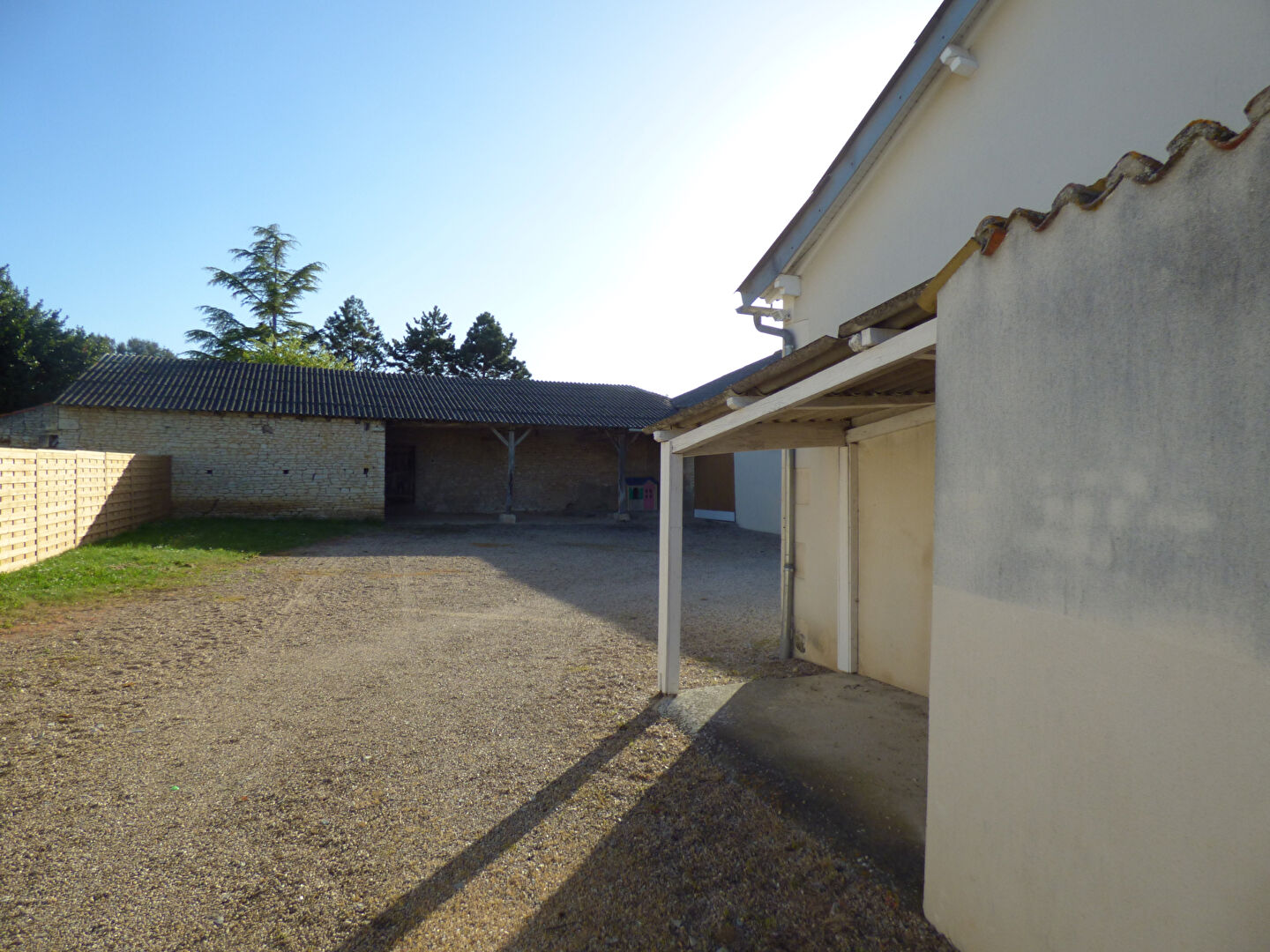 Photo FERMETTE  EN PARTIE RESTAUREE AVEC GRANDE DEPENDANCES image 4/6