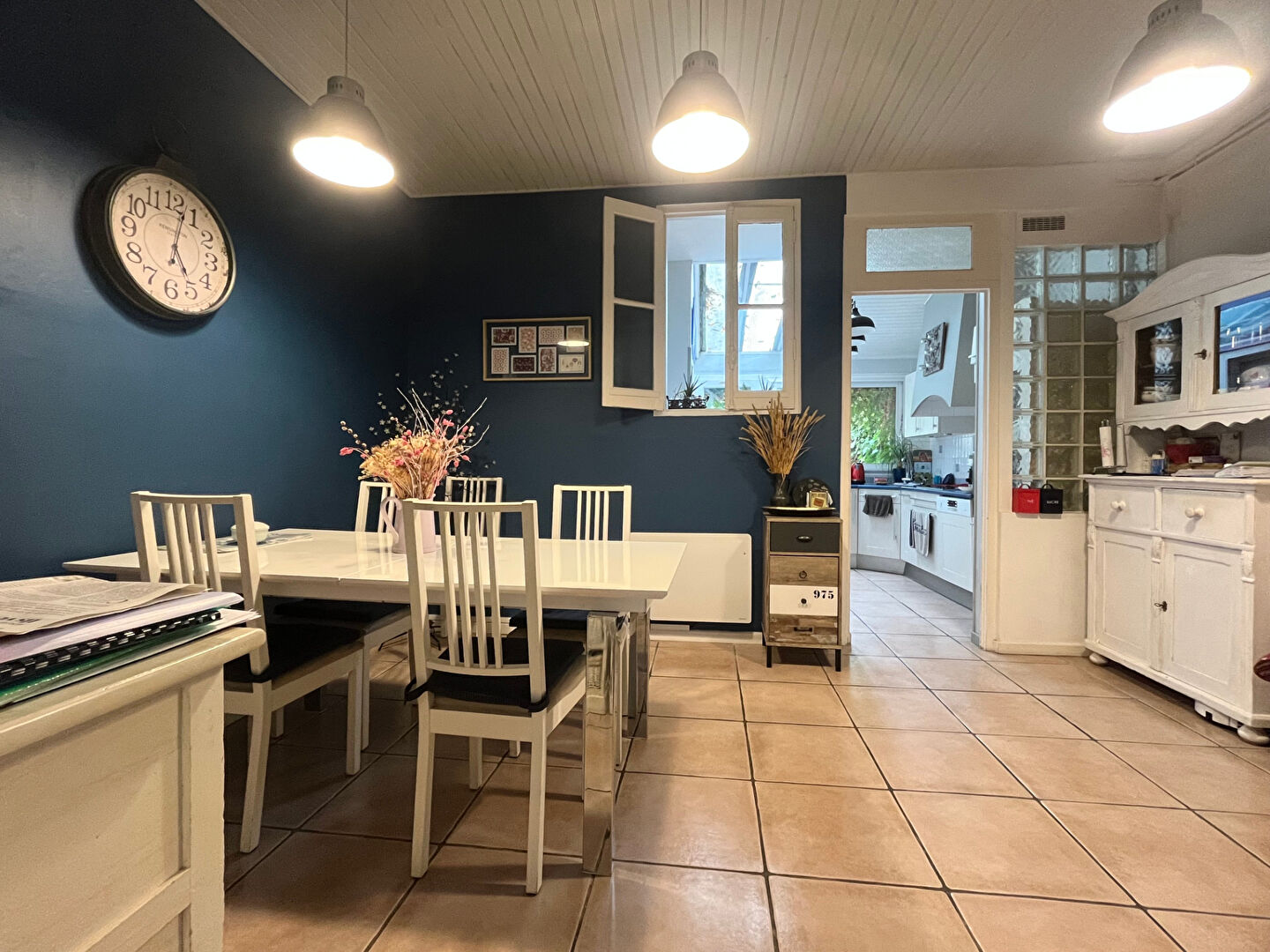 Photo Charmante maison de 114m² avec 4 chambres, cour et dépendance dans le quartier Saint Bruno à Bordeaux image 3/6