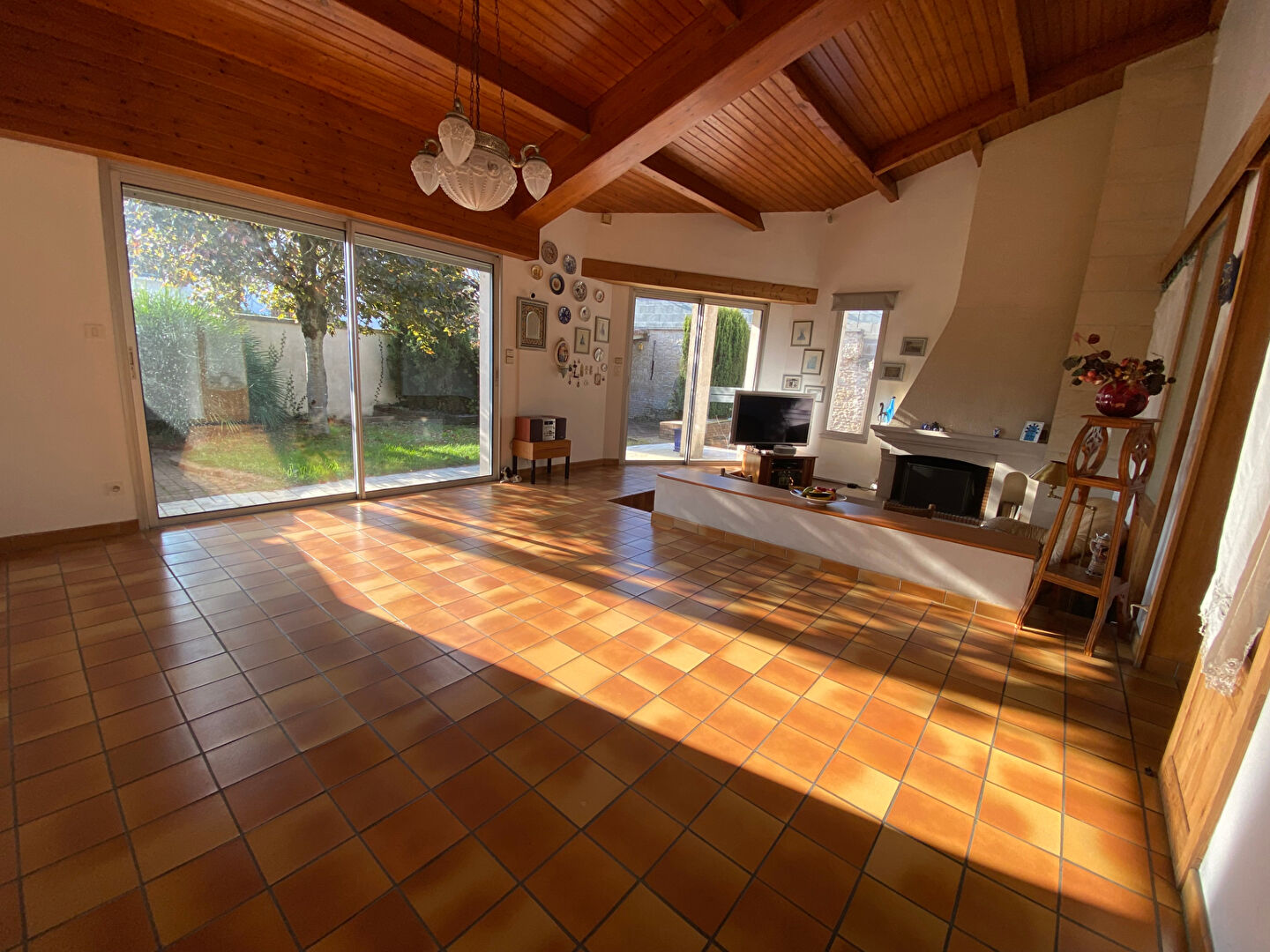 Photo Maison Niort 8 pièces 200 m2 image 1/6