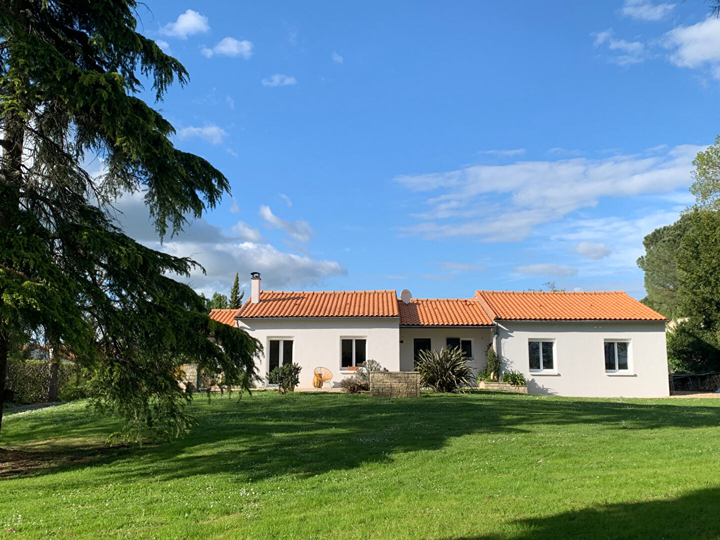 Agence immobilière de AGENCE AMI NIORT