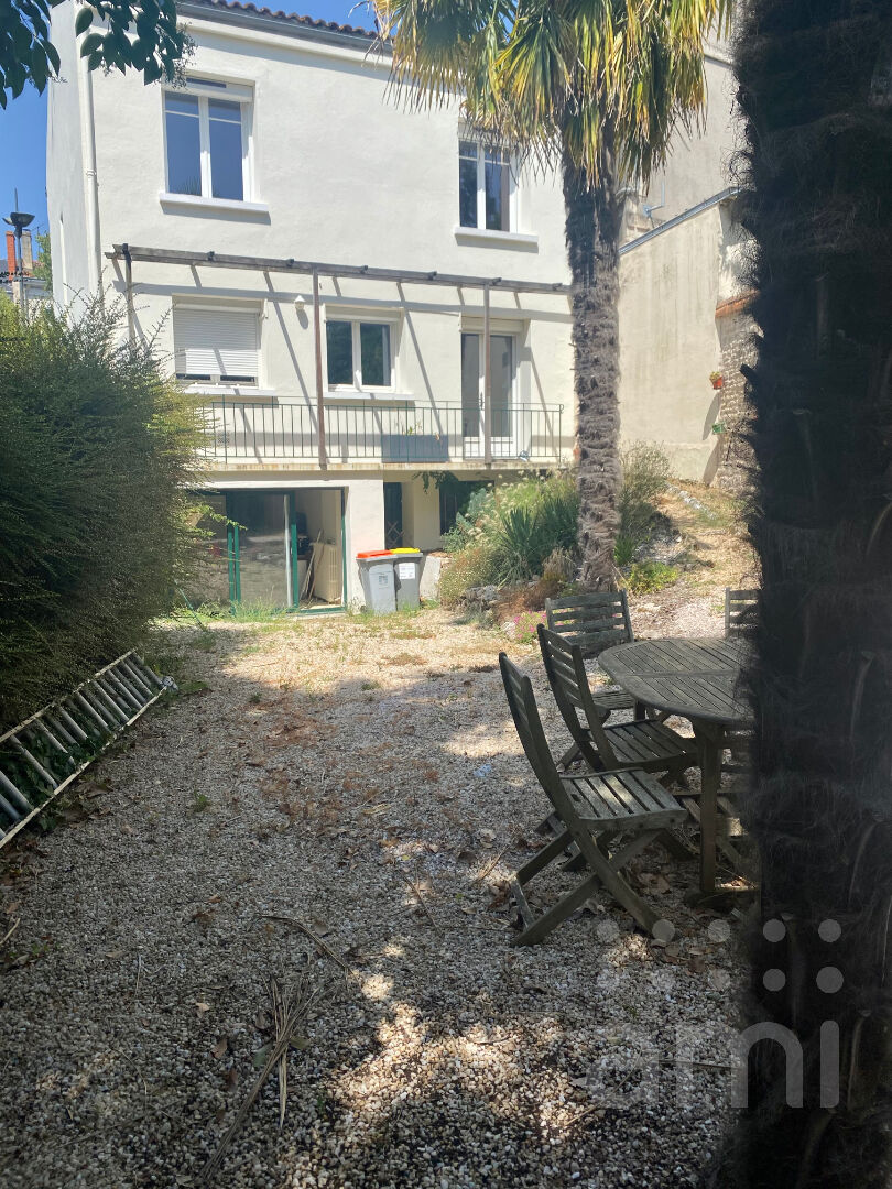 Agence immobilière de AGENCE AMI NIORT