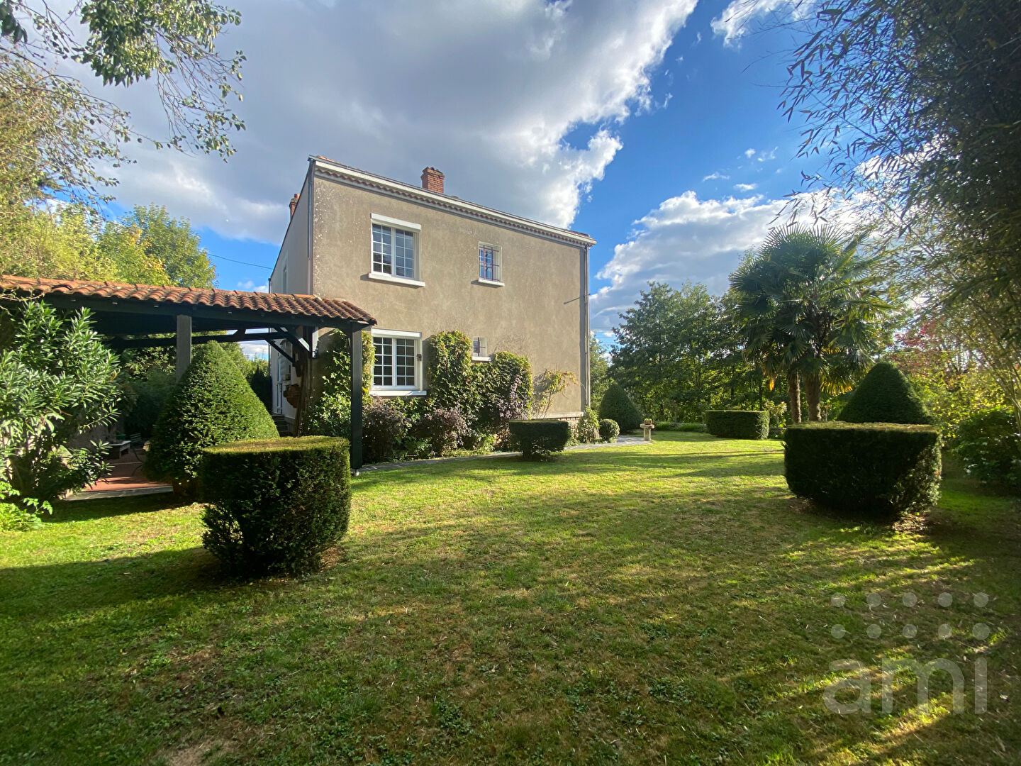 Agence immobilière de AGENCE AMI NIORT