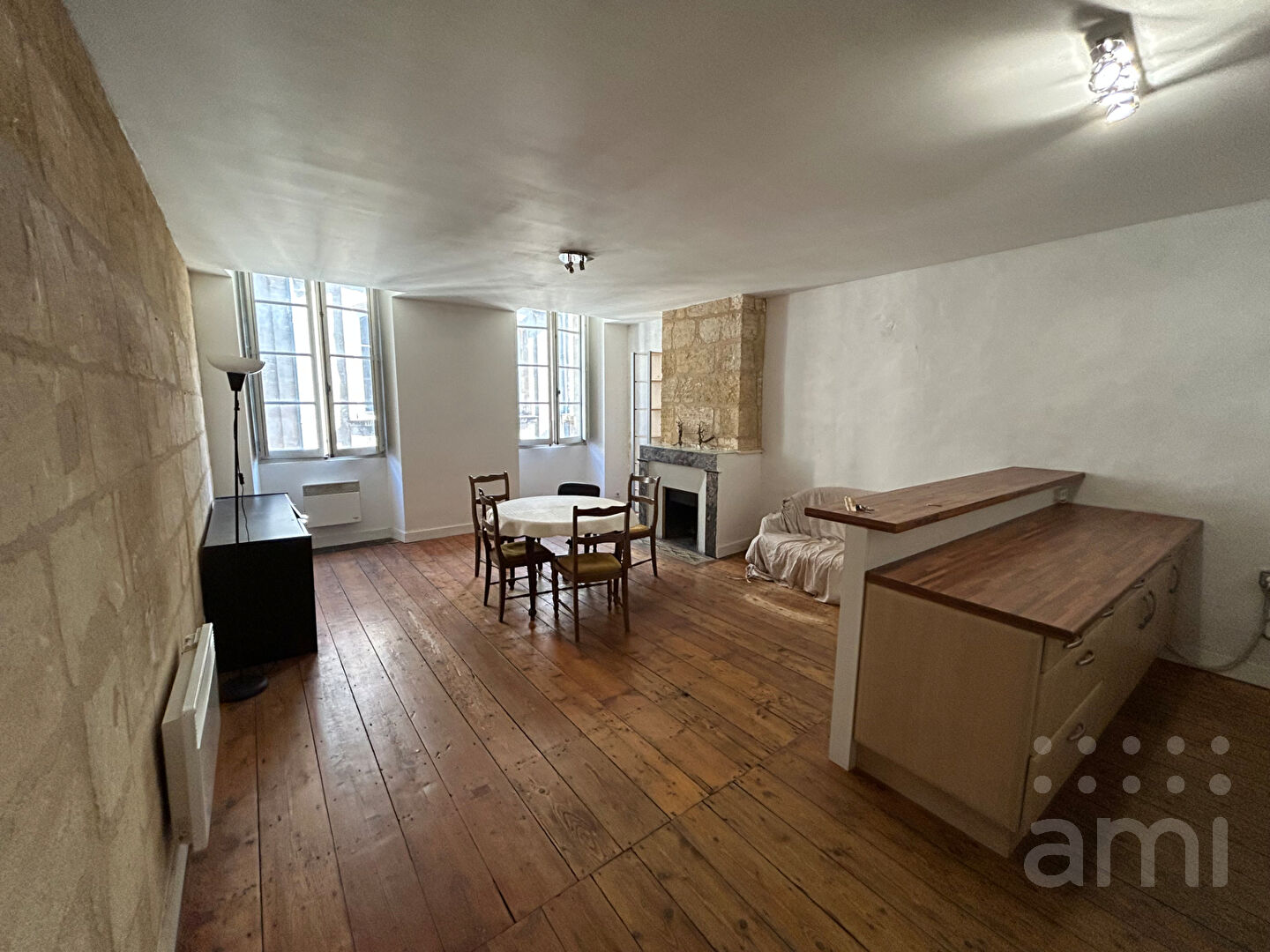 Agence immobilière de AGENCE AMI BORDEAUX