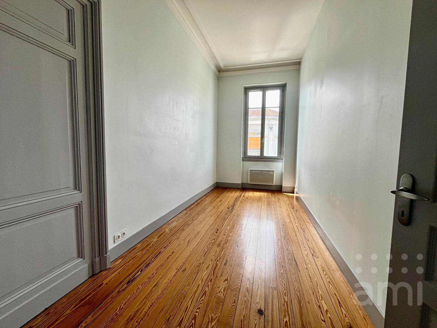 Agence immobilière de AGENCE AMI BORDEAUX