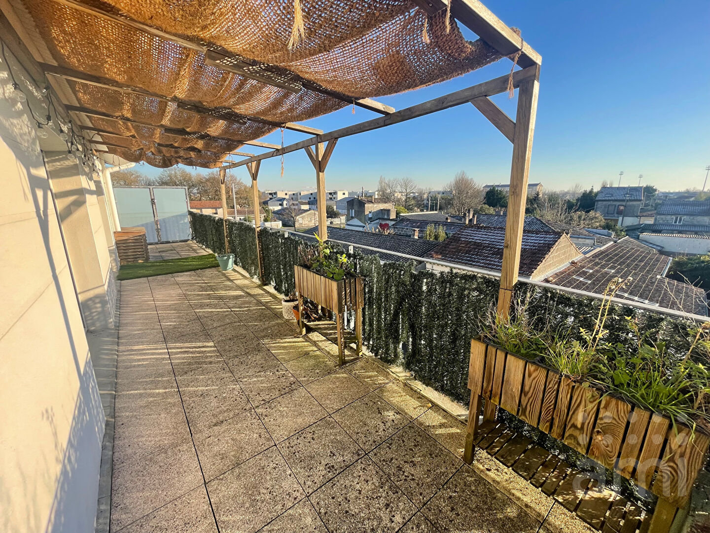 Agence immobilière de AGENCE AMI BORDEAUX