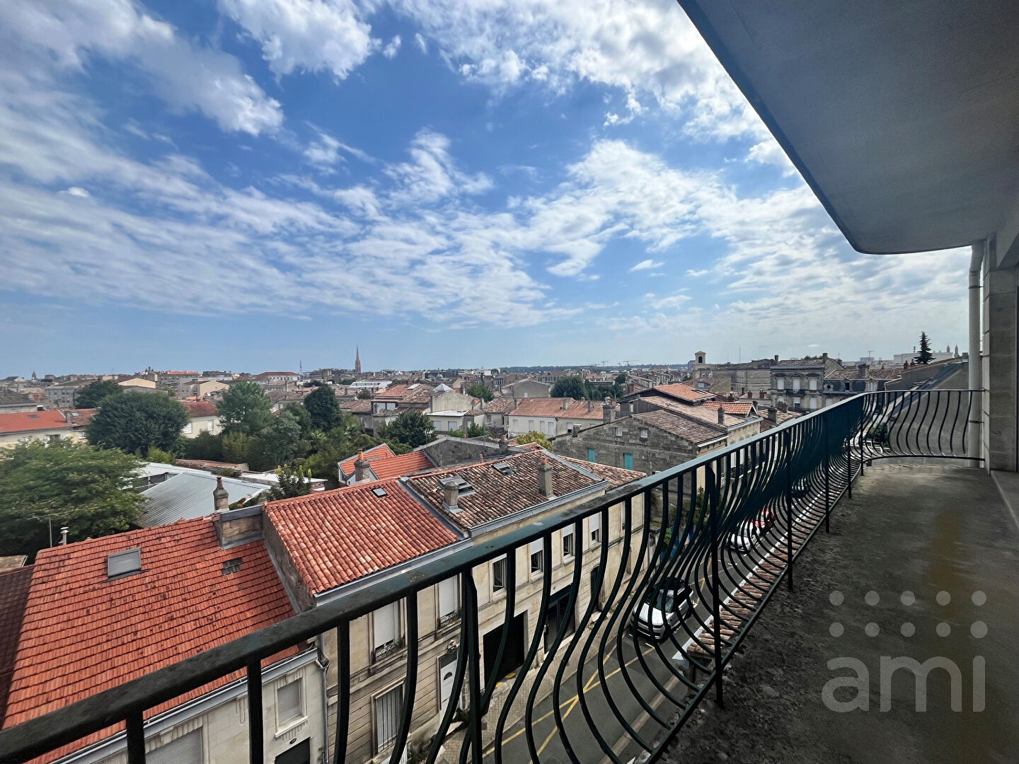 Agence immobilière de AGENCE AMI BORDEAUX