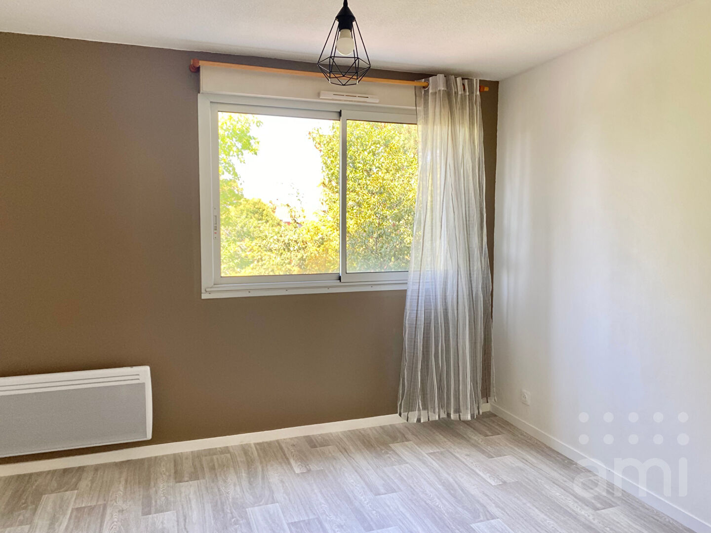 Agence immobilière de AGENCE AMI NIORT