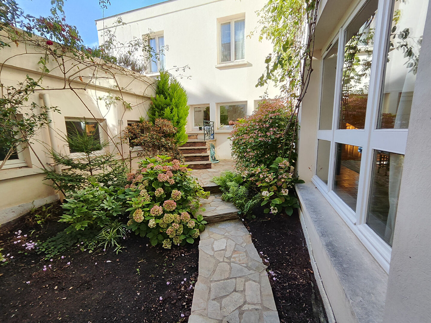 Agence immobilière de AGENCE DE LA FORET L'etang-la-ville - AGENCE DE LA FORET