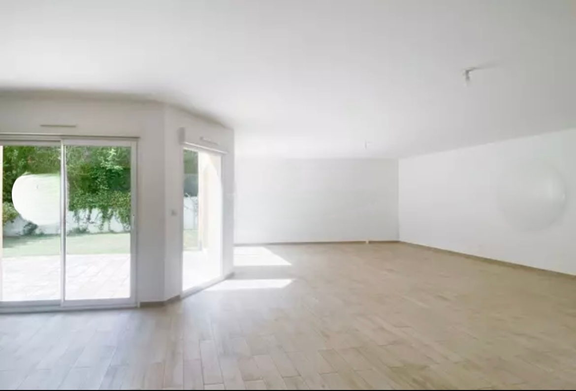 Photo Maison familiale récente, très lumineuse image 3/6