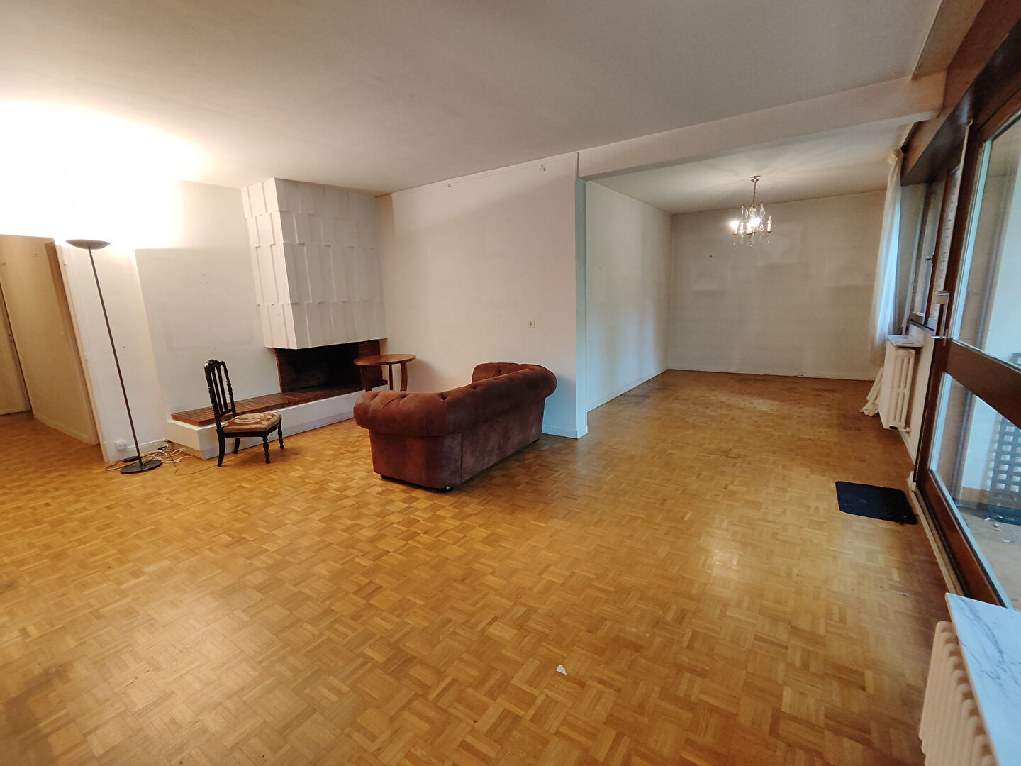 Photo Appartement 4 pièces à rafraîchir dans une résidence de standing image 4/6