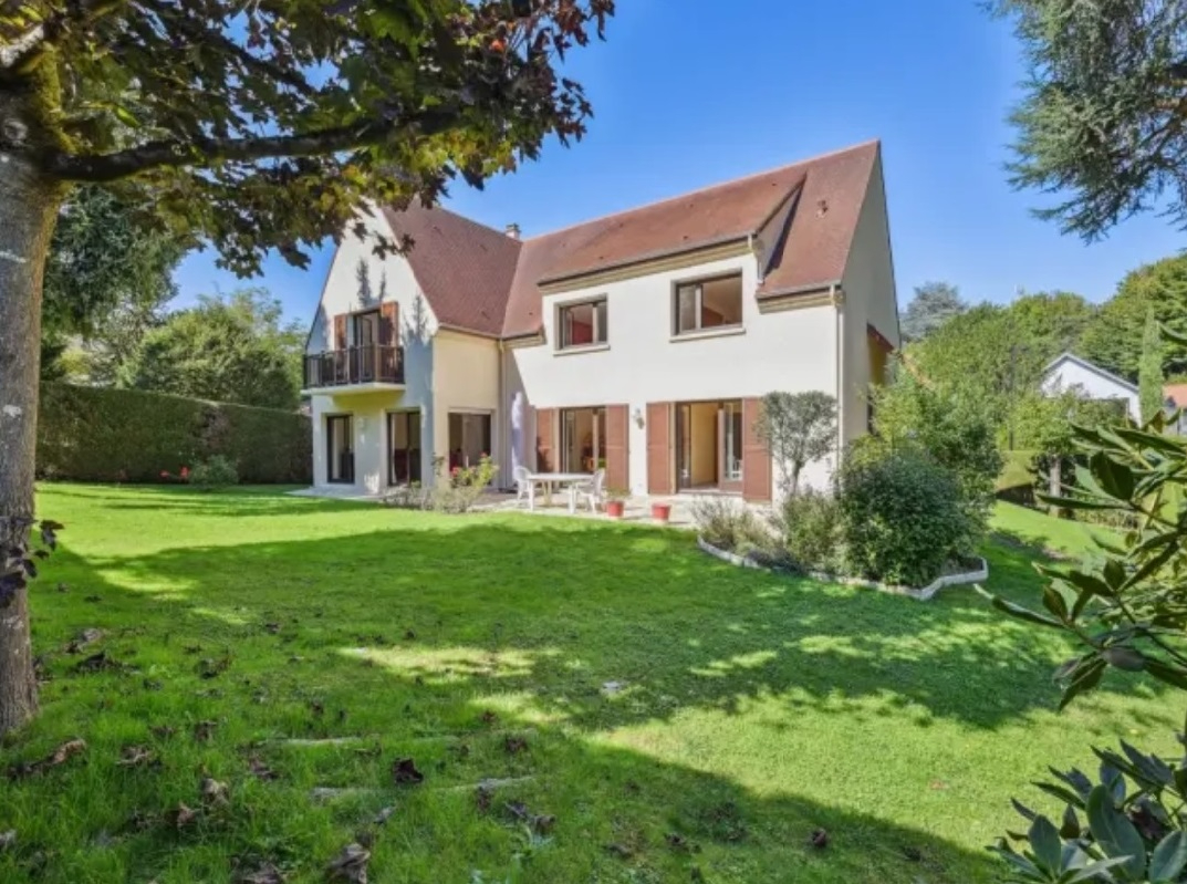 Spacieuse maison familiale en parfait état