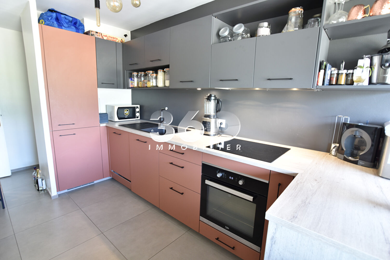 Photo Appartement T3 en dernier étage avec vue panoramique image 3/6