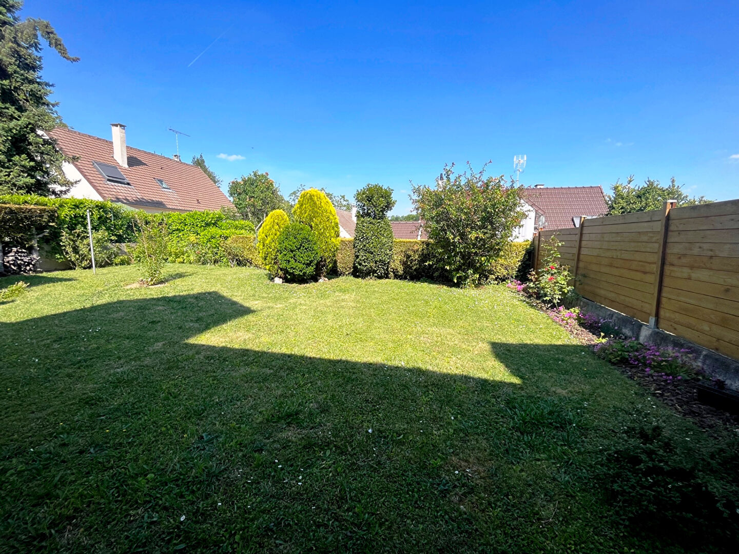 CRESPIERES - Village