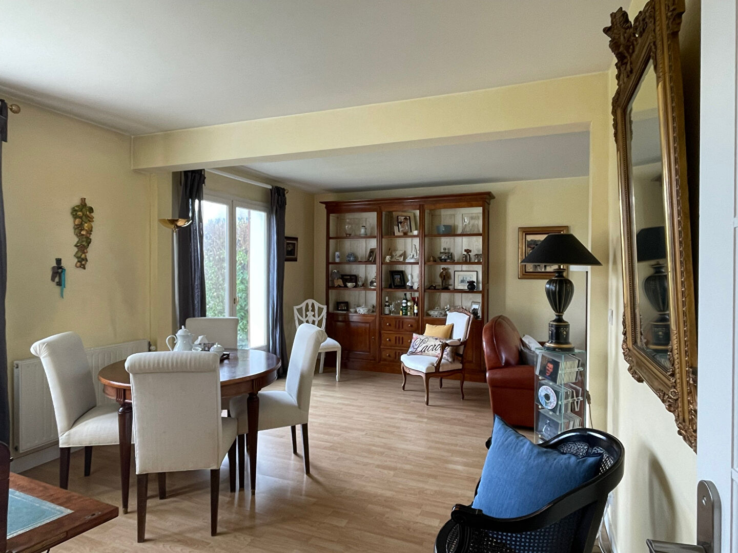 Photo CRESPIERES - Village image 3/6