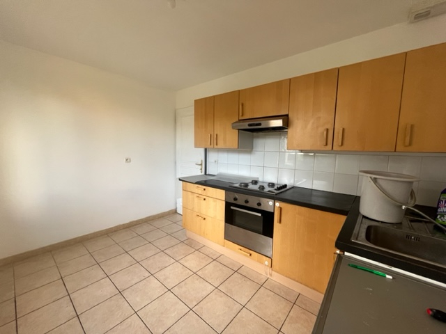 Photo CRESPIERES - CENTRE VILLAGE image 4/6