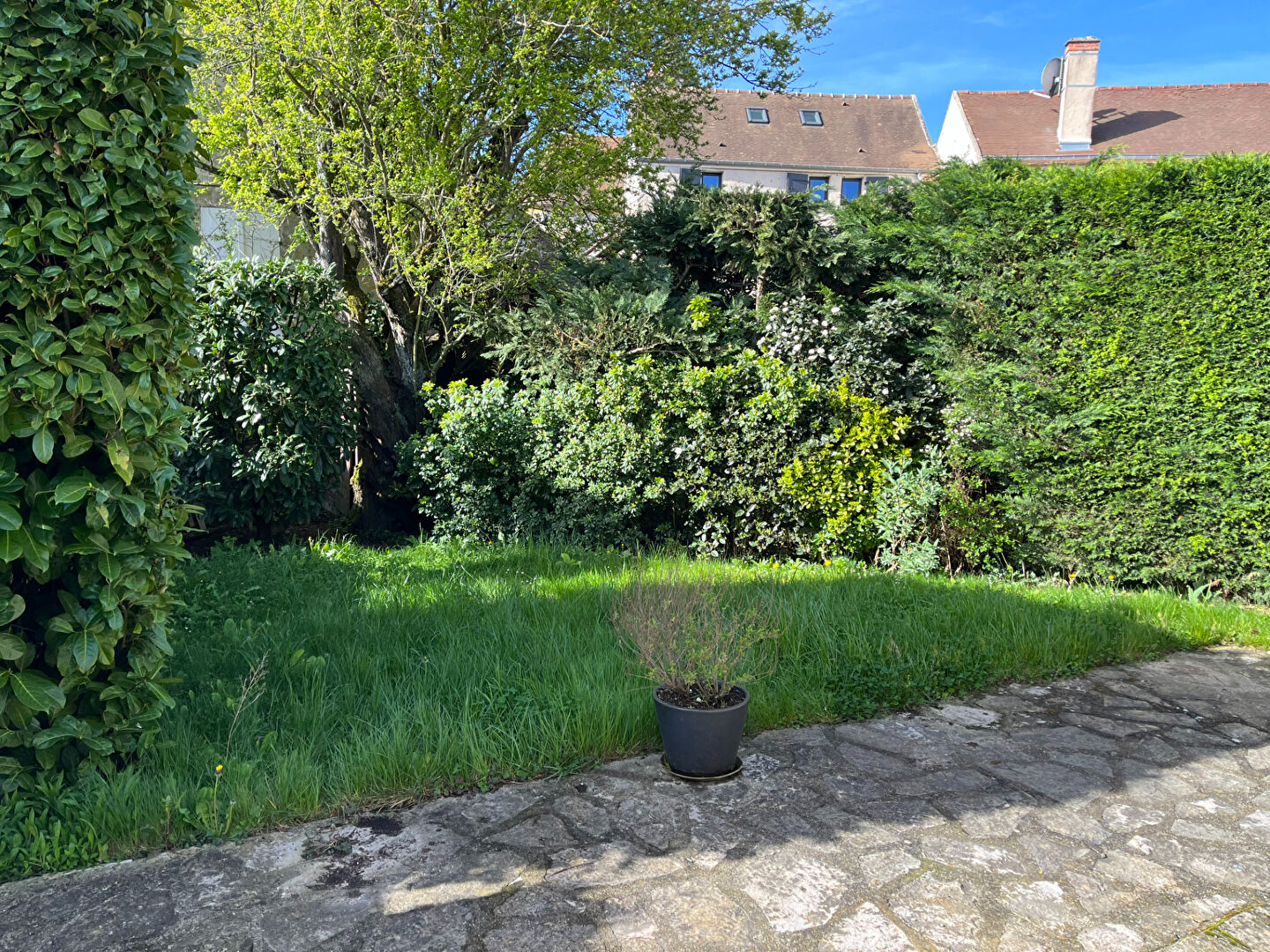 Photo HERBEVILLE - Coeur village image 2/6