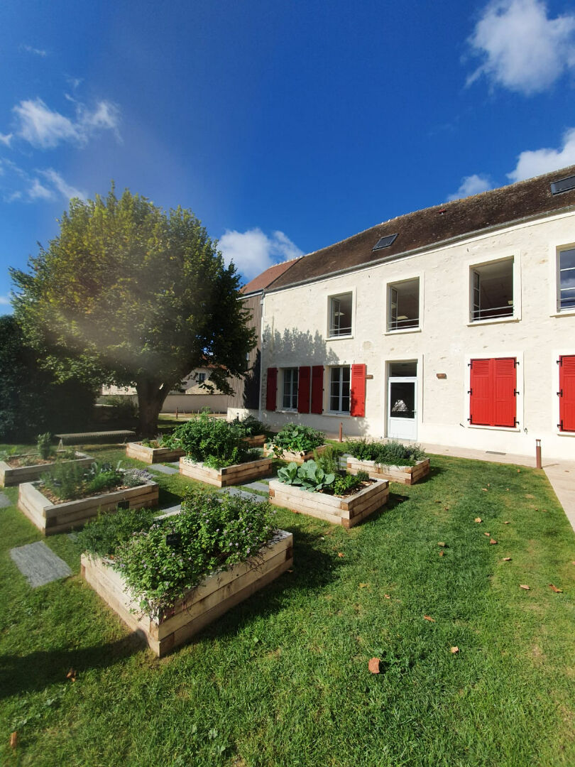 Photo LOCAL COMMERCIAL - CENTRE CRESPIERES image 6/6