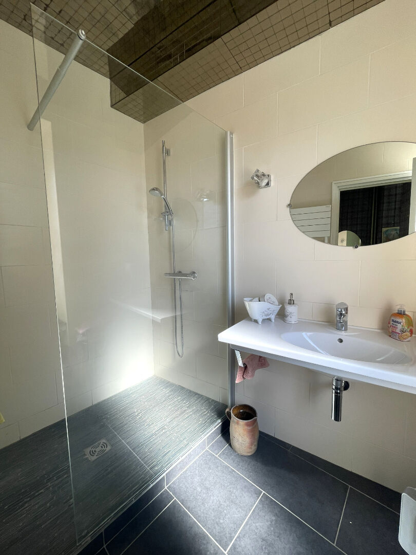 Photo CRESPIERES - CENTRE VILLAGE image 5/6