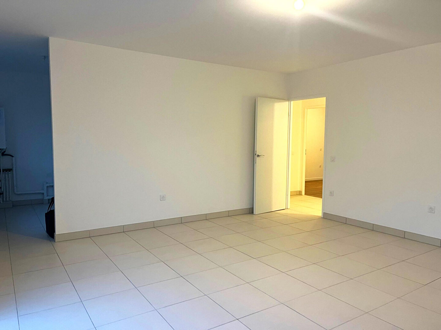 Photo Crespieres, Résidence neuve, image 2/6