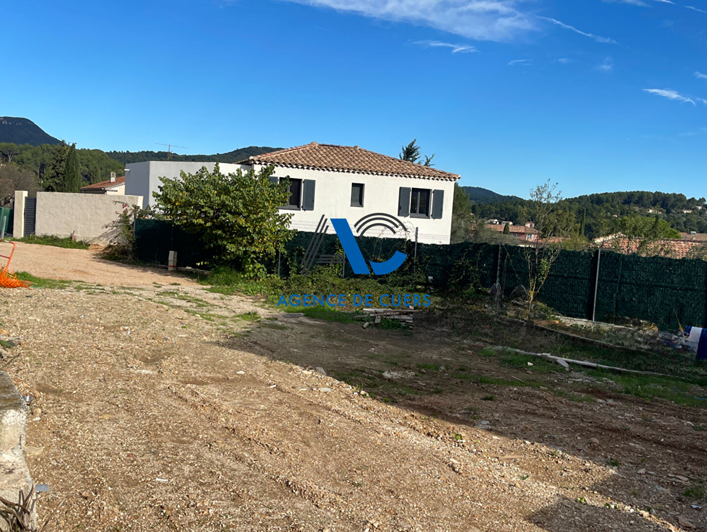 Agence immobilière de AGENCE DE CUERS - AGENCE DE CUERS