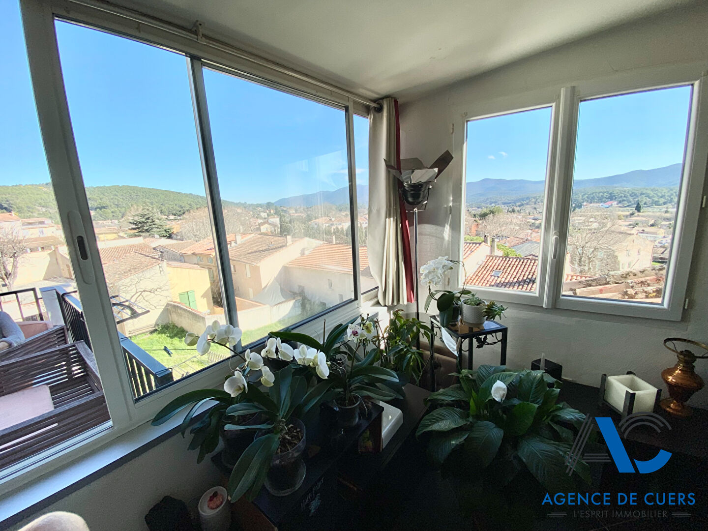 Photo appartement T2 avec terrasse image 3/6