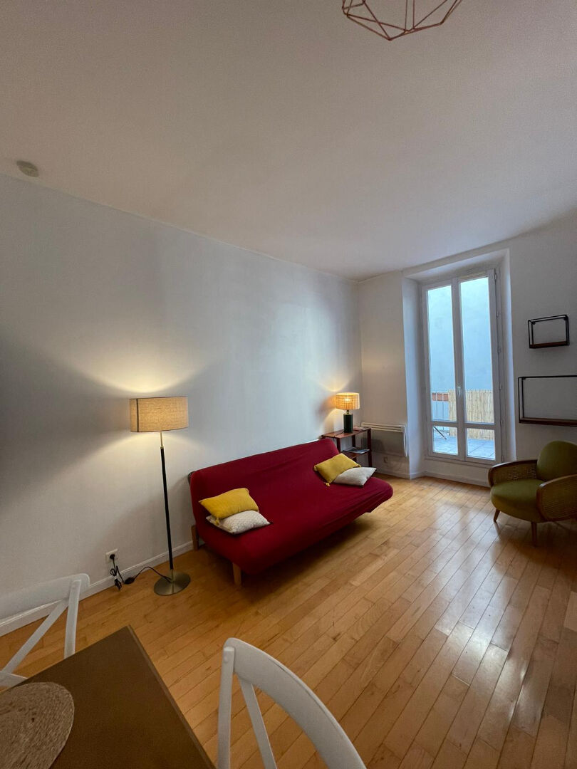 Photo T2 MEUBLÉ AVEC TERRASSE QUARTIER VAUBAN, MARSEILLE 13006 image 4/6