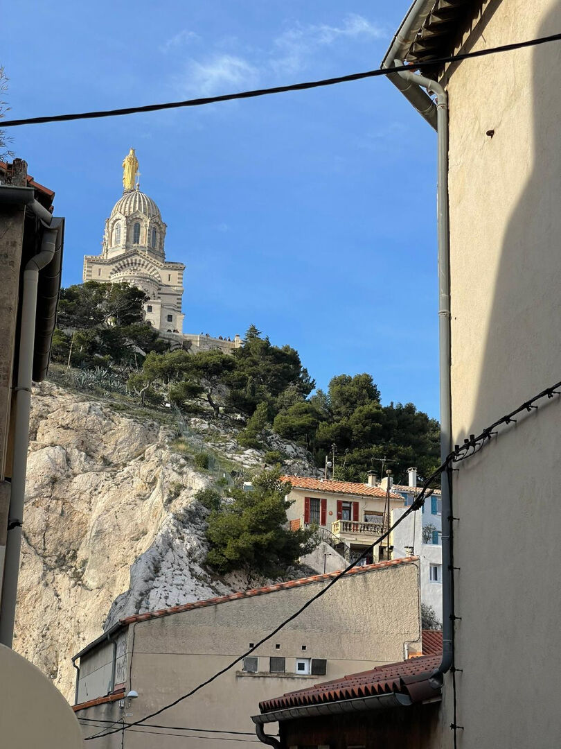 Photo T2 MEUBLÉ AVEC TERRASSE QUARTIER VAUBAN, MARSEILLE 13006 image 5/6