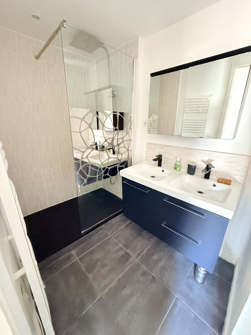 Photo À louer :  chambre en colocation Marseille prox Castellane image 4/6