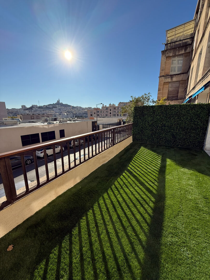 T2 meublé rénové  Marseille 2éme - Square Protis