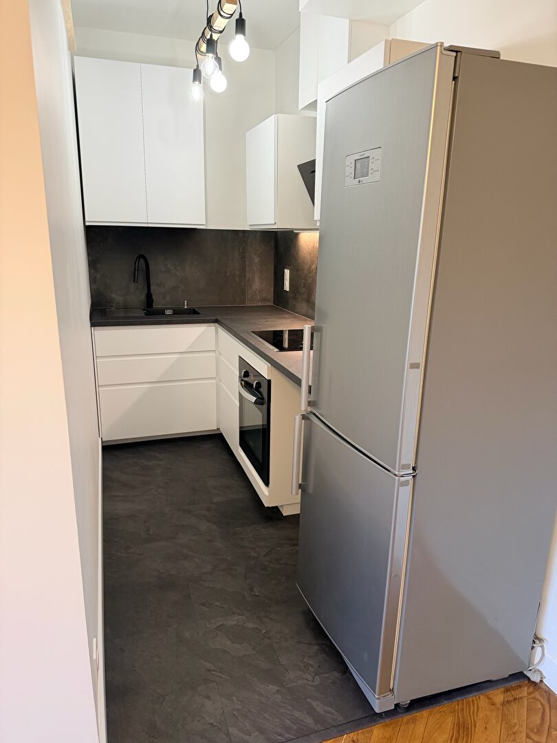 Photo T2 meublé rénové  Marseille 2éme - Square Protis image 6/6