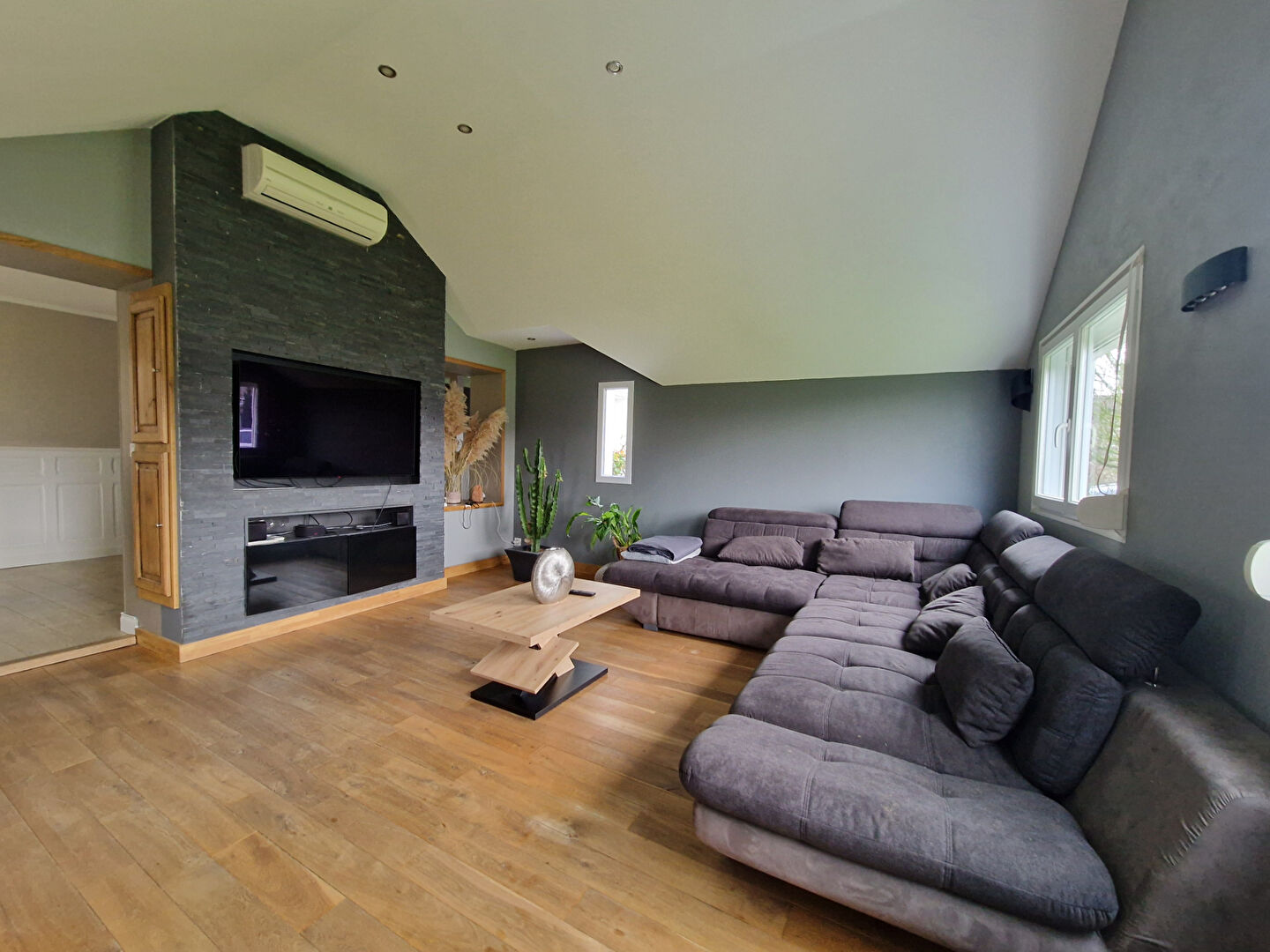 Photo Maison Mesnil Raoul 4 chambres 166 m2 image 5/6