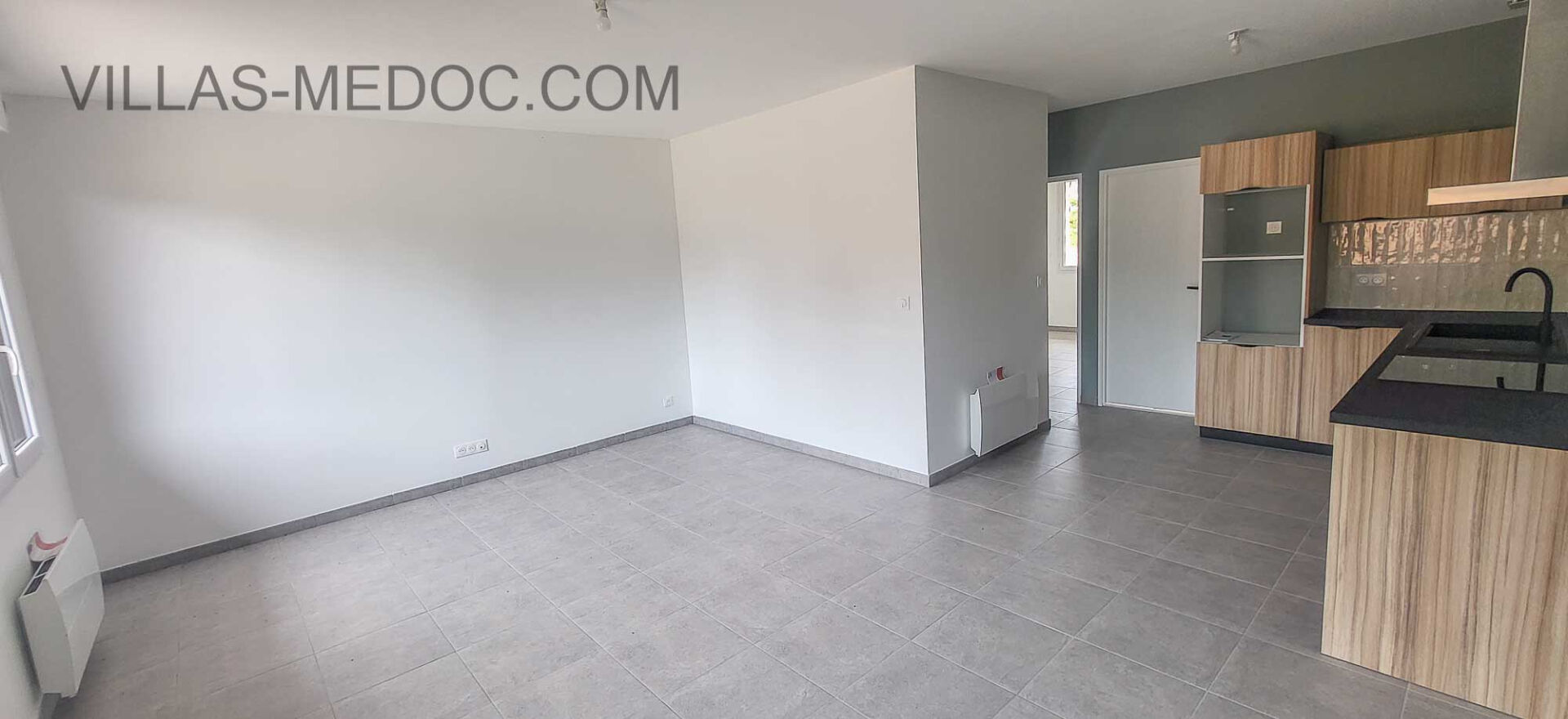Photo MONTALIVET  APPARTEMENT 55,70 M² image 2/6
