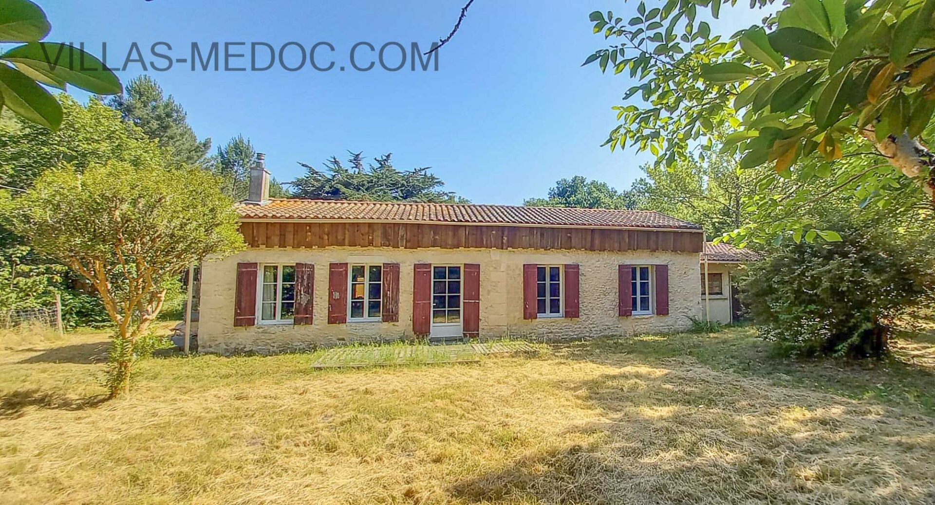 Photo MAISON VENDAYS MONTALIVET - 5 pièce(s) - 124 m2 + garage + dépendance image 2/6