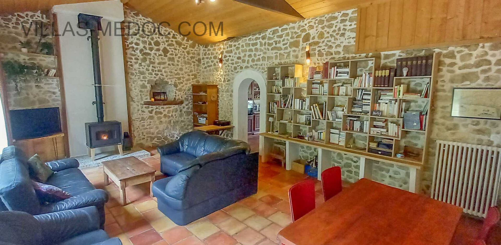 Photo MAISON VENDAYS MONTALIVET - 5 pièce(s) - 124 m2 + garage + dépendance image 3/6