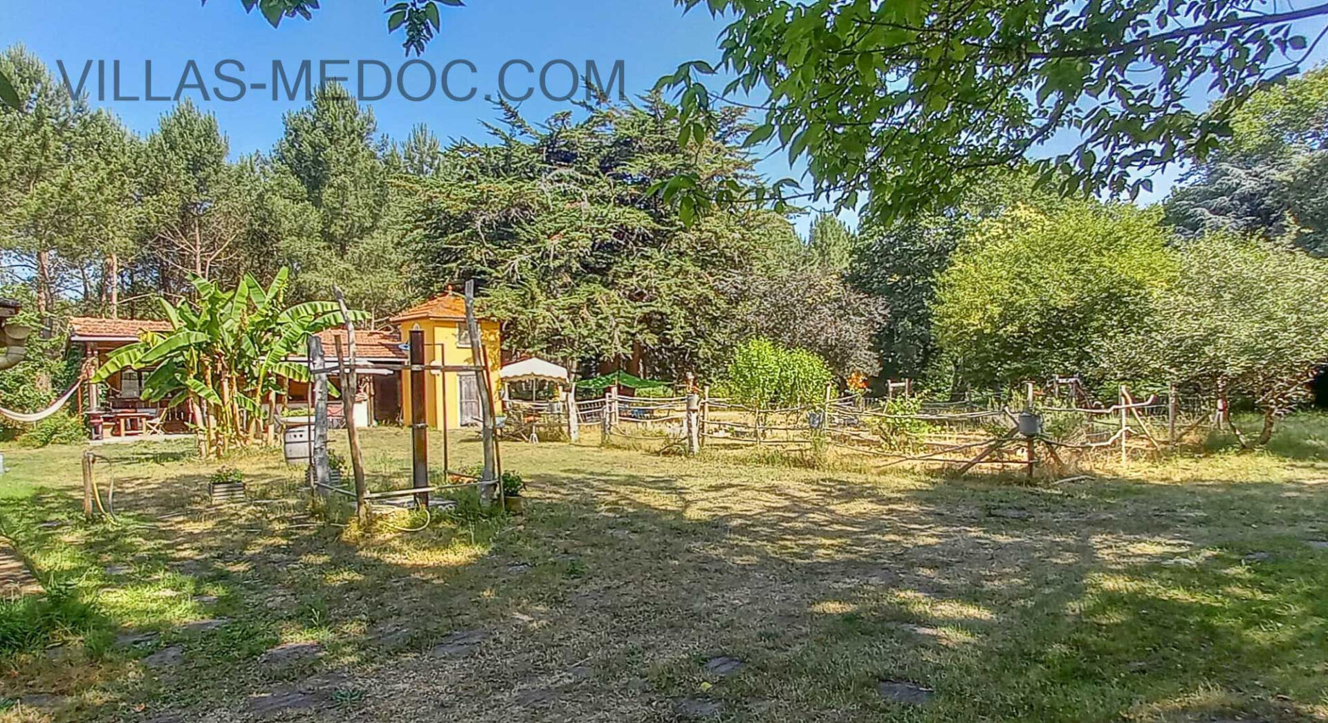 Photo MAISON VENDAYS MONTALIVET - 5 pièce(s) - 124 m2 + garage + dépendance image 5/6