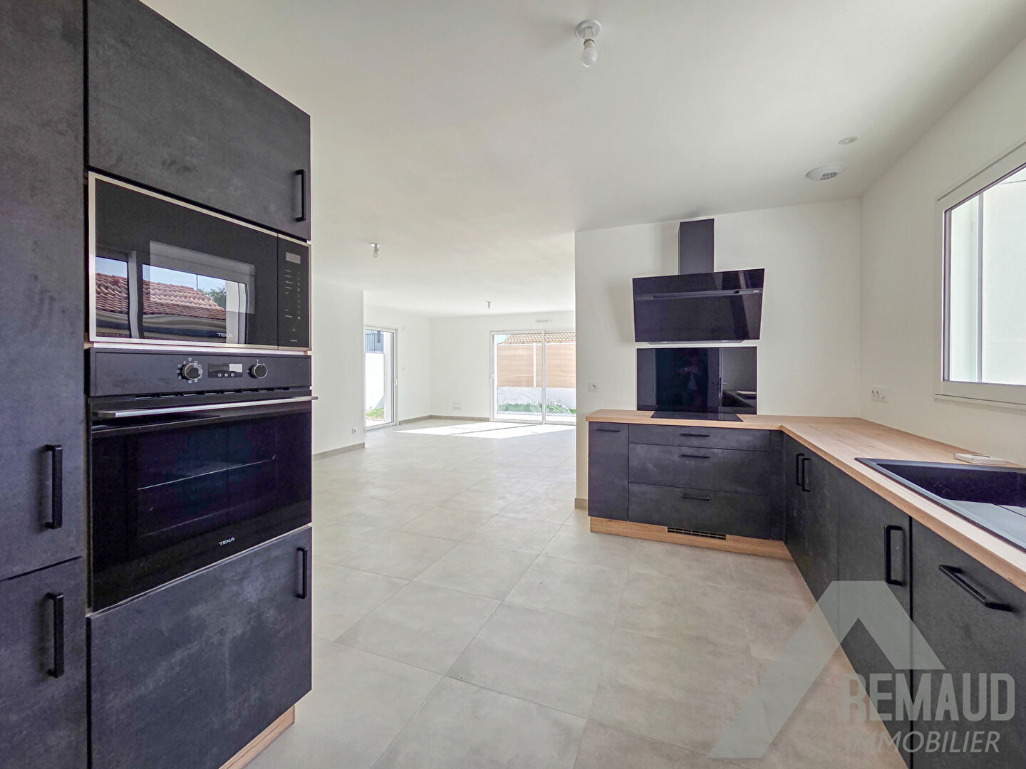 Photo AIZENAY - Proche Forêt et Piste Cyclable image 2/6