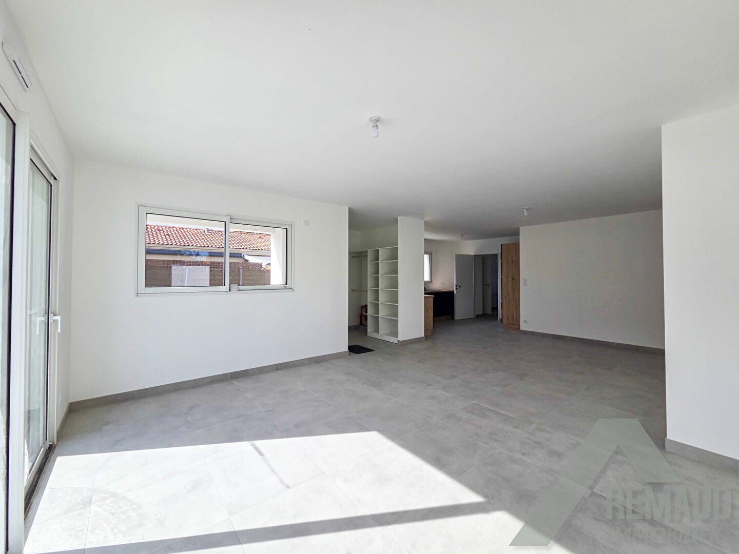 Photo AIZENAY - Proche Forêt et Piste Cyclable image 5/6