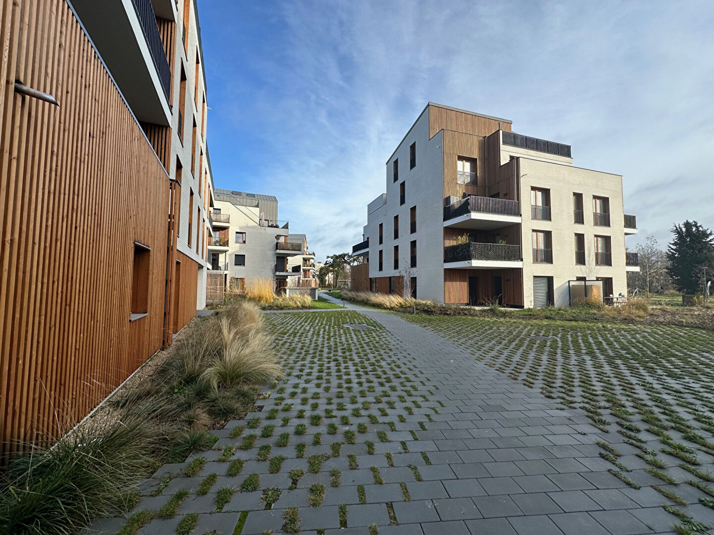 Photo PENTHOUSE meublé  Le Vésinet- 4 /5 pièces - Duplex 100 m2  avec terrasses image 3/6