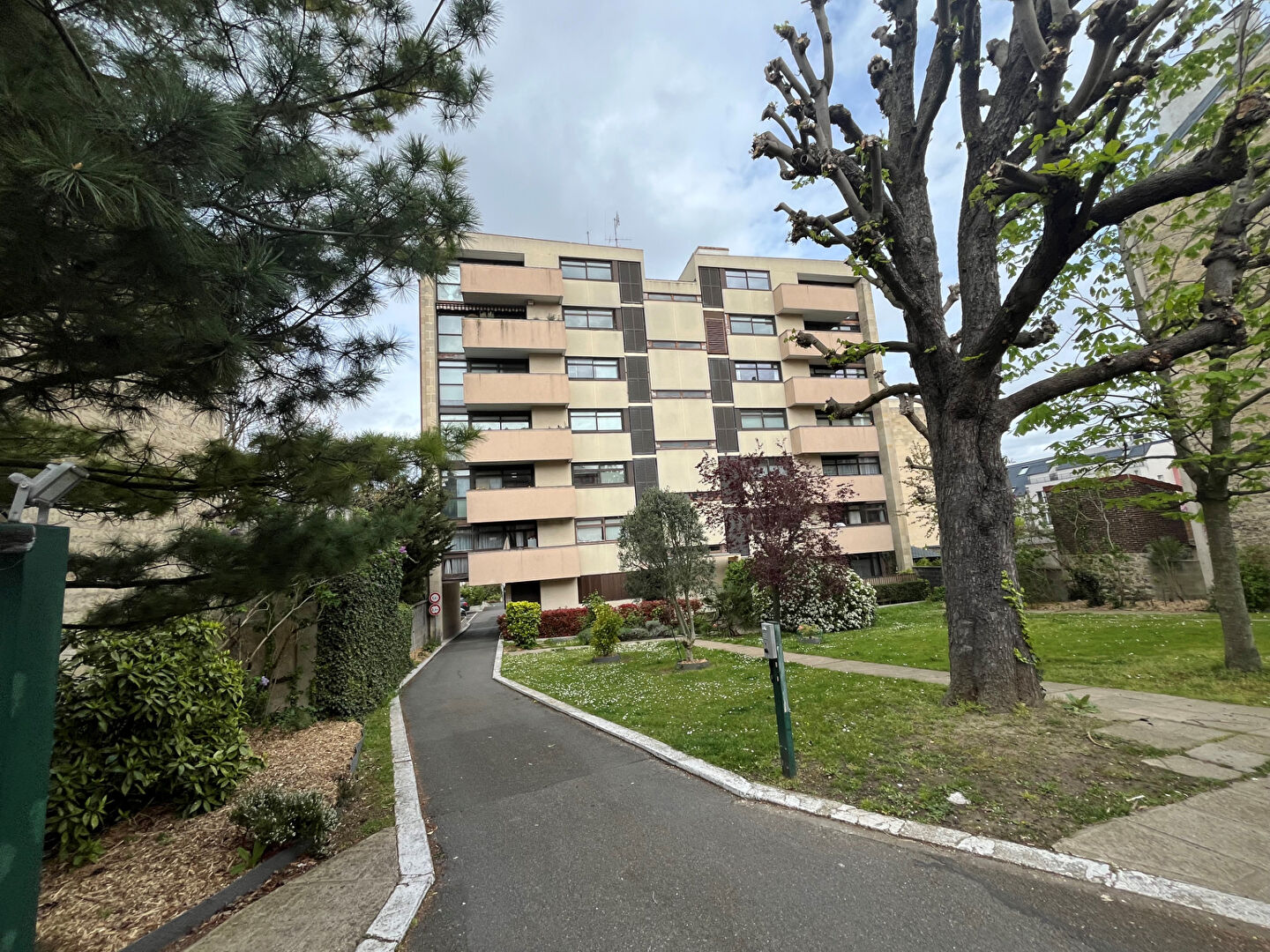 Agence immobilière de AGENCE DU VILLAGE Croissy sur seine