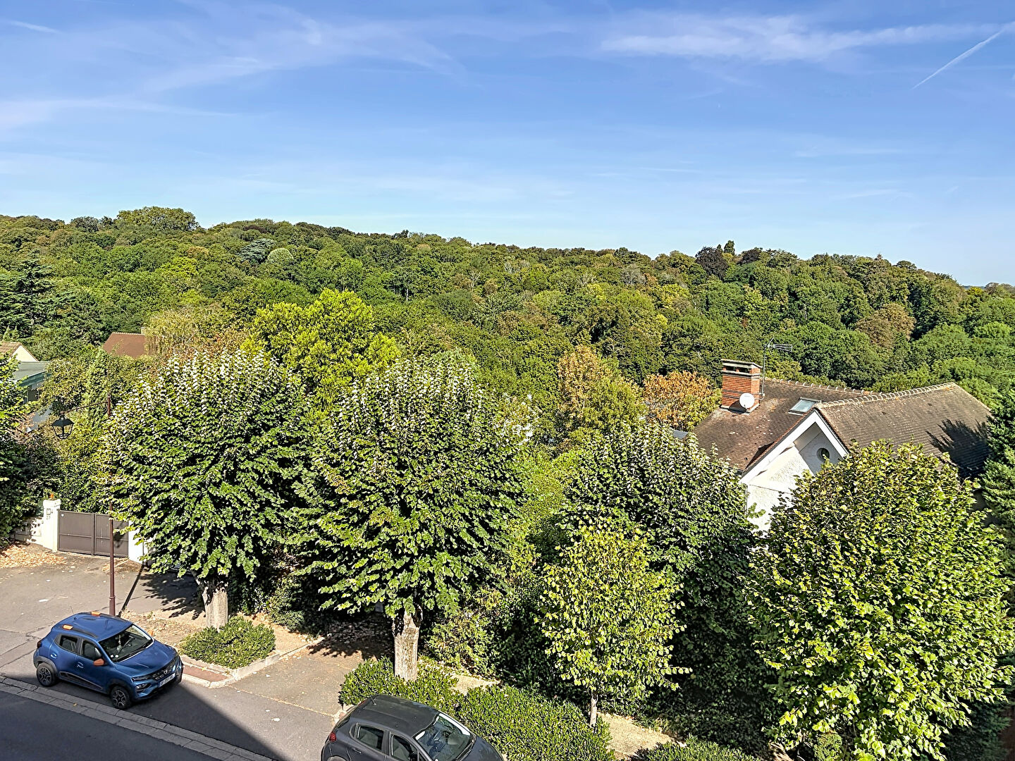 Agence immobilière de AGENCE DU VILLAGE Croissy sur seine